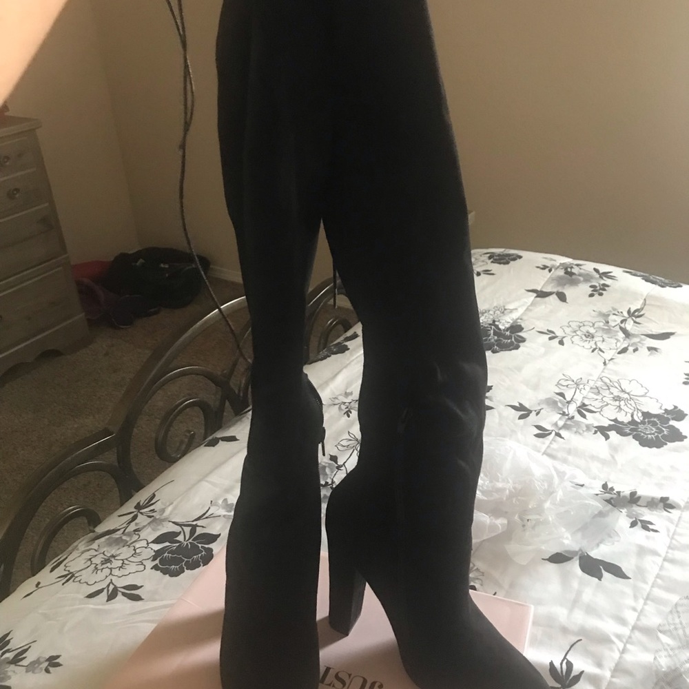 Over the knee suede black boots